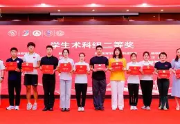 根特队在比赛中展现优异横传速度的例子